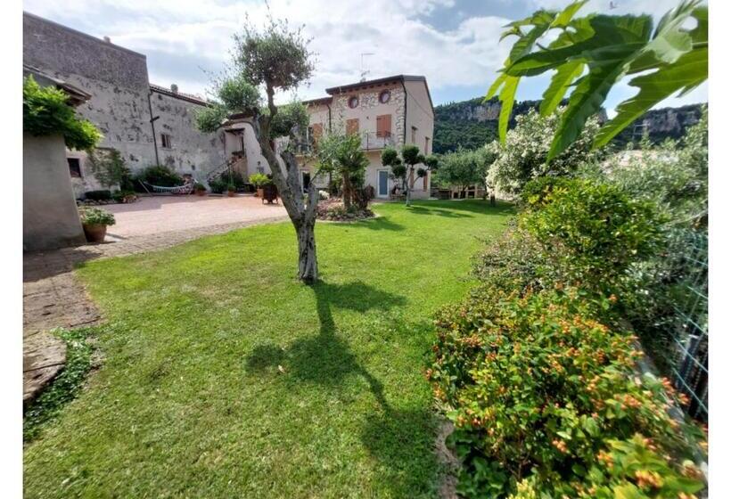 غرفة قياسية مطلة على الجبل, Bnb La Corte