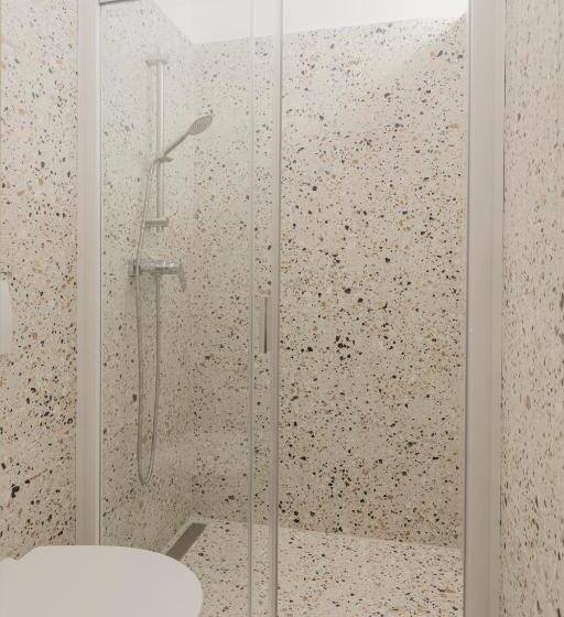 高级工作室, Flow Spaces