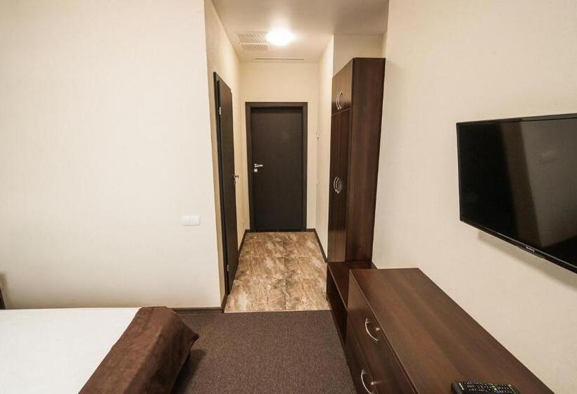 اتاق استاندارد, Atmosphere