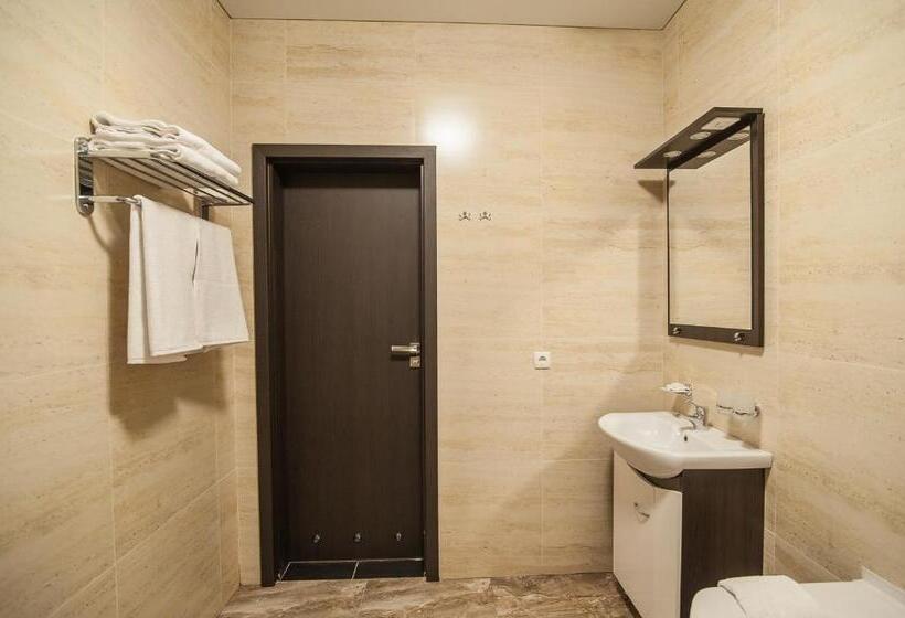 سوییت, Atmosphere