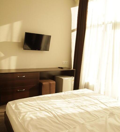 اتاق استاندارد یک نفره, Atmosphere