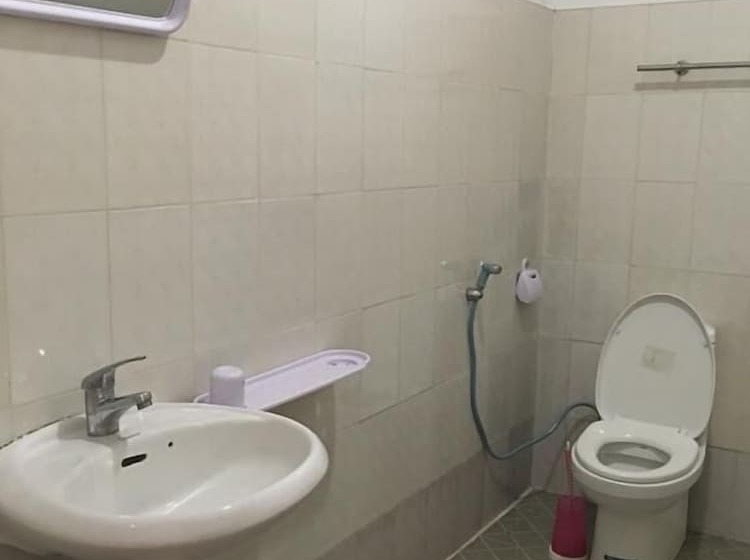 اتاق لوکس, Wun Tawp Garden