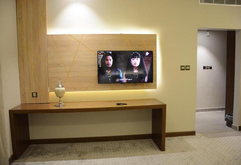 1ベッドルームのデラックスアパートメント, الايوان للاجنحة الفندقية E1