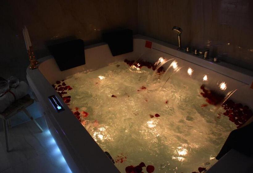 スタンダードスタジオ, الايوان للاجنحة الفندقية E1