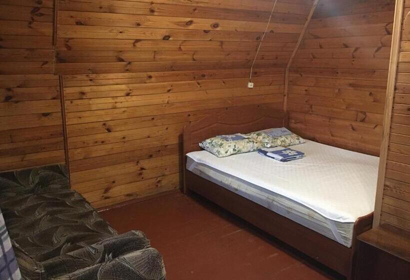 Quarto Quádruplo Estandar, номера в деревянных домиках