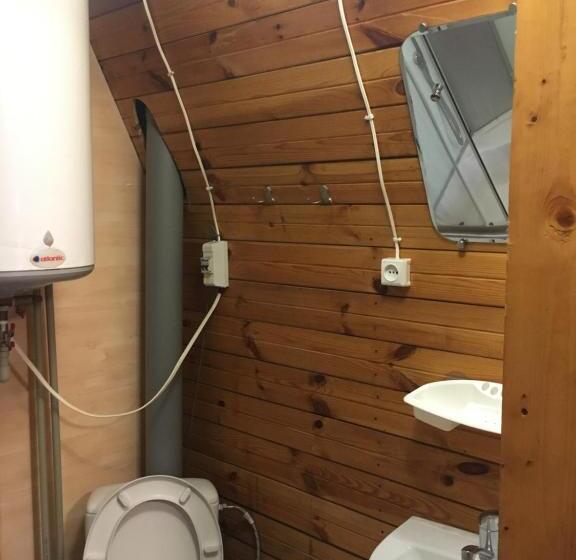 اتاق استاندارد چهار تخته, номера в деревянных домиках