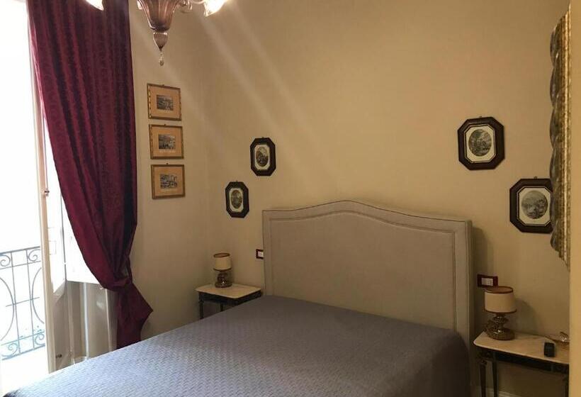 اتاق لوکس, B&b Sotto La Torre