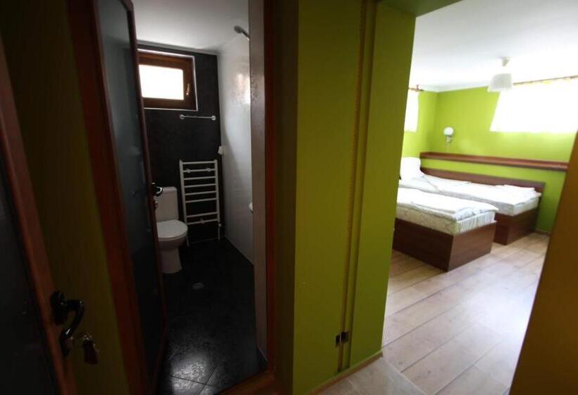 Chambre Standard, къща за гости джая