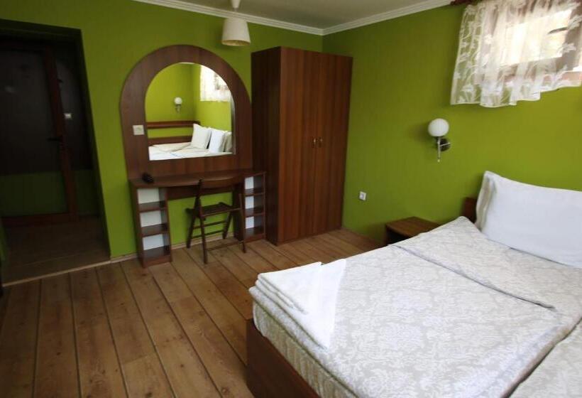 Chambre Standard, къща за гости джая