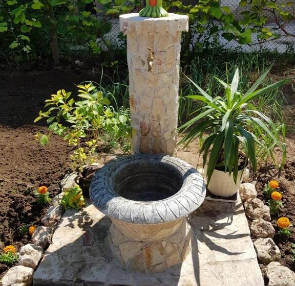 三人经典房间, къща за гости саня