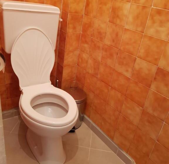 三人经典房间, къща за гости саня