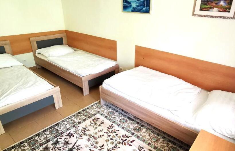 スタンダード４人部屋, Penzión Labuť