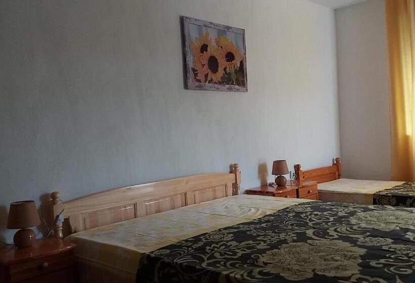 Номер Стандарт Трехместный, Vila Riviera