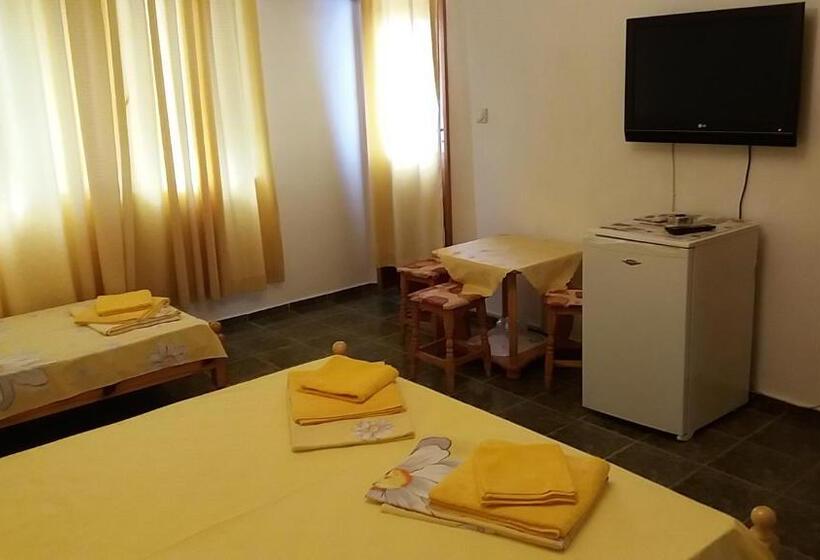 Номер Стандарт Трехместный, Vila Riviera