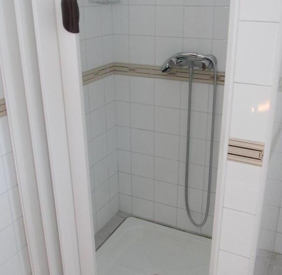 غرفة عائلية, Albergue De Oneta