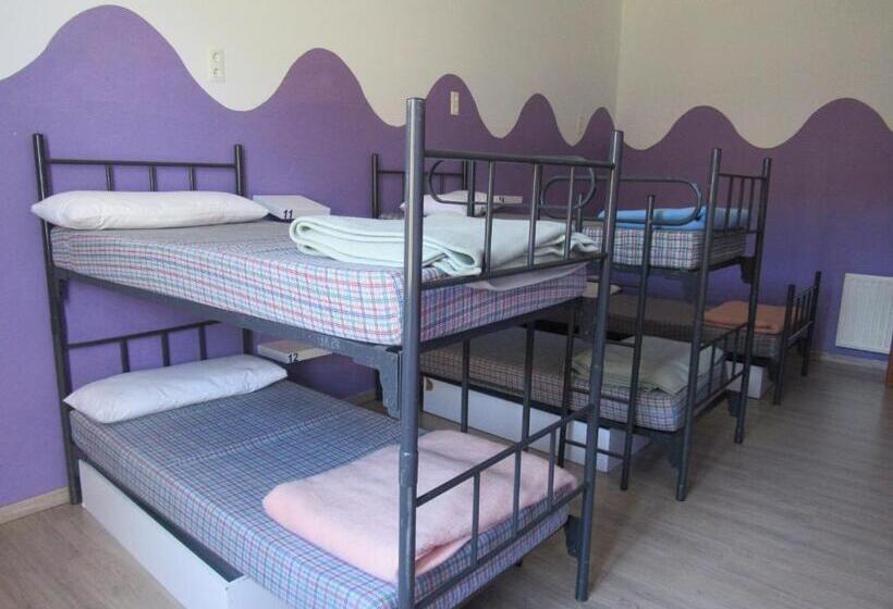 غرفة عائلية, Albergue De Oneta