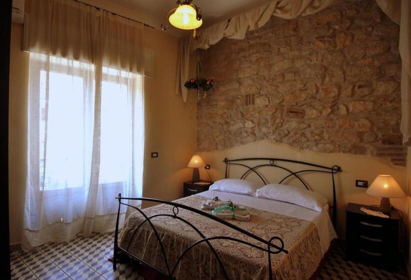 Номер Deluxe с Балконом, B&b Maison Civico 13