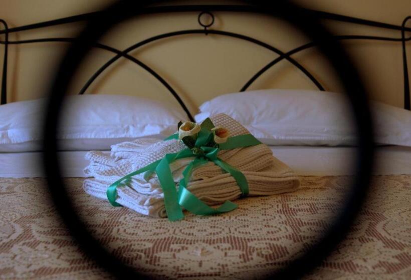 غرفة ديلوكس مزودة بشرفة, B&b Maison Civico 13