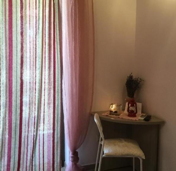 Standard room with outdoor bath, B&b Maison Civico 13