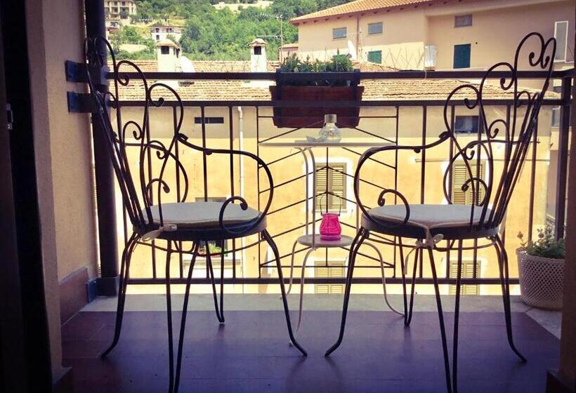 غرفة قياسية مع حمام خارجي, B&b Maison Civico 13