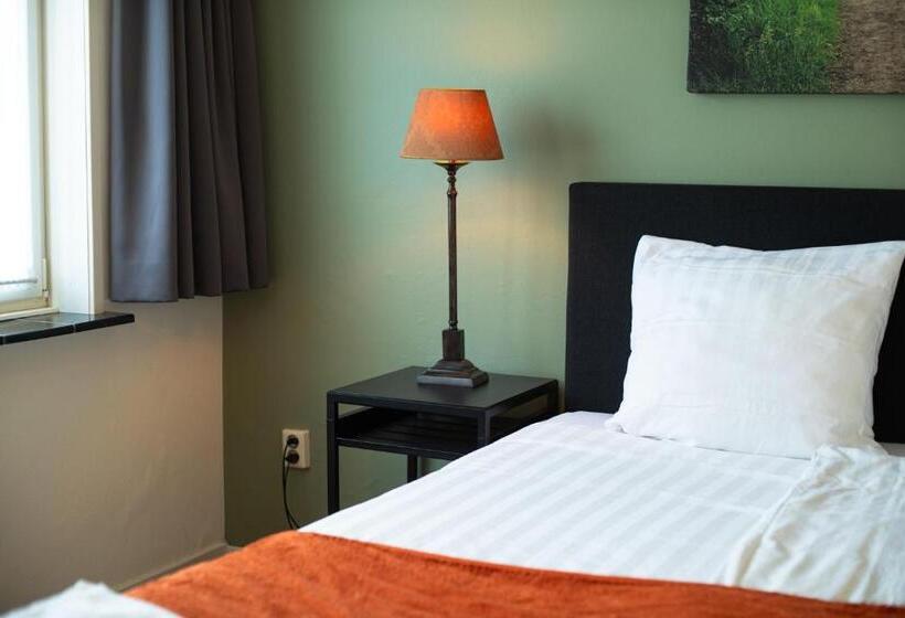 חדר סטנדרט, Marcant