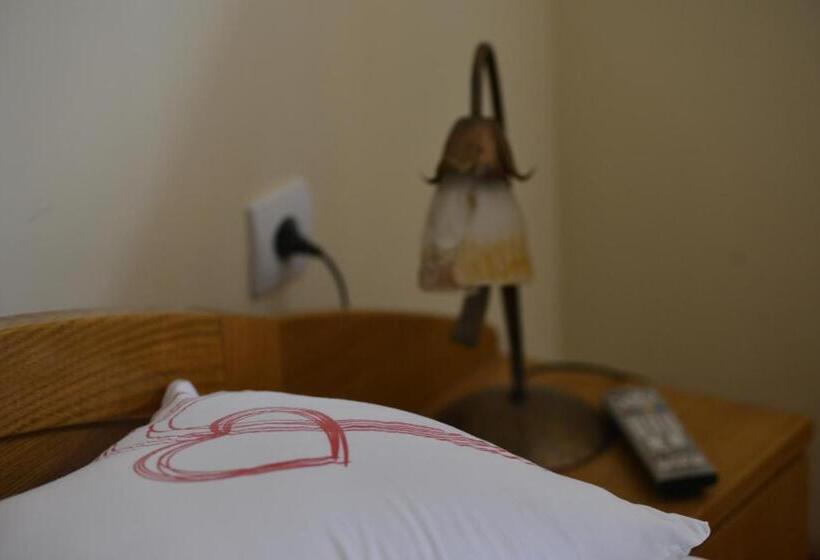 اتاق استاندارد, Motel Kneginja