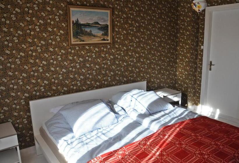 Номер Стандарт, Muses Bnb Bed & Breakfast