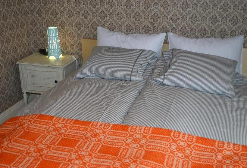 エコノミールーム, Muses Bnb Bed & Breakfast