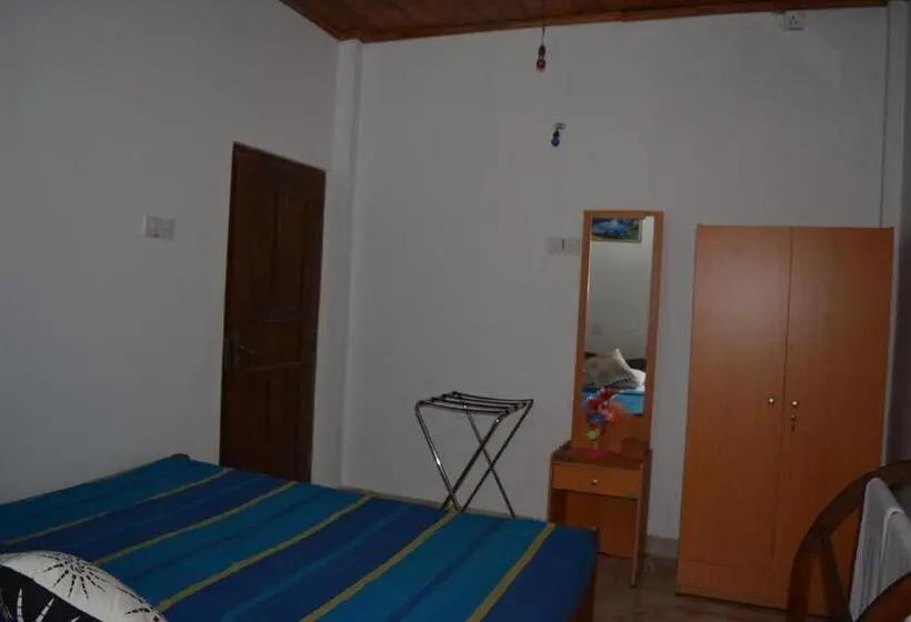 اتاق لوکس, Chamudu Villa