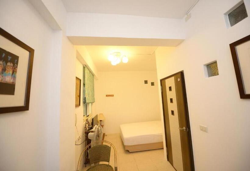 基本间, 花蓮快樂腳旅宿