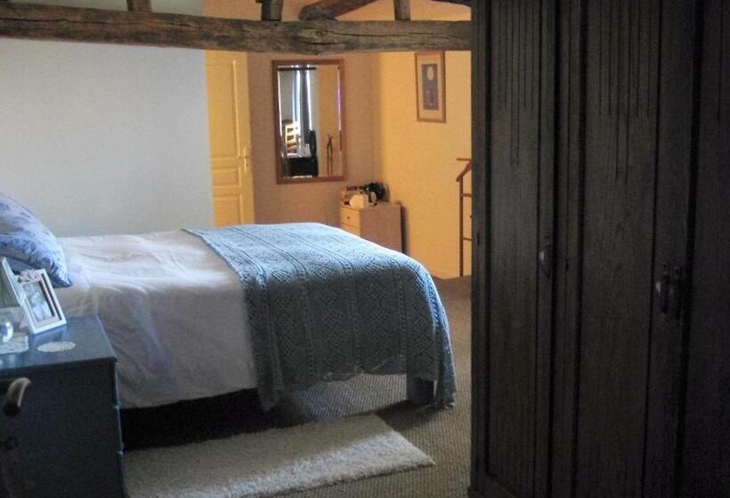 带大床的套房, Chambre D Hôtes Oiron, Deux Sevres   Not Near Taize, Burgundy