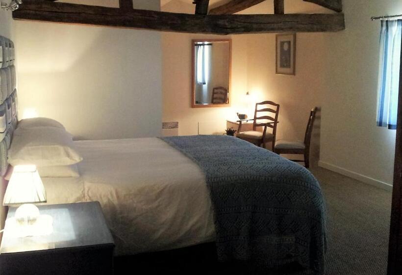 带大床的套房, Chambre D Hôtes Oiron, Deux Sevres   Not Near Taize, Burgundy