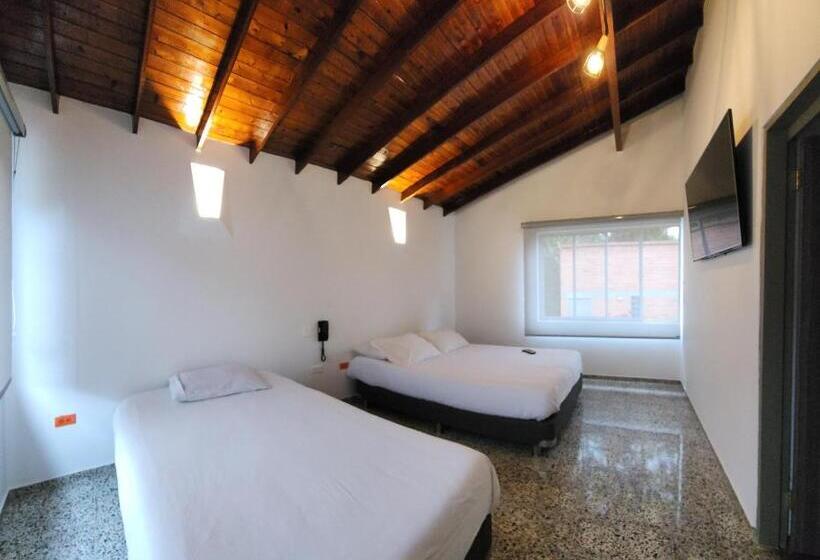 スタンダードトリプルルーム, Parador Del Gitano