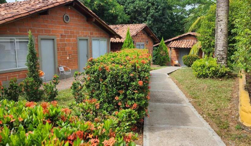 スタンダードトリプルルーム, Parador Del Gitano