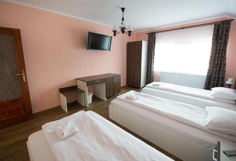 Трехместный Номер Стандарт Совместная Ванная, Casa Paveios