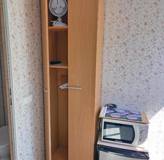 اتاق اکونومی, Vila Levanda