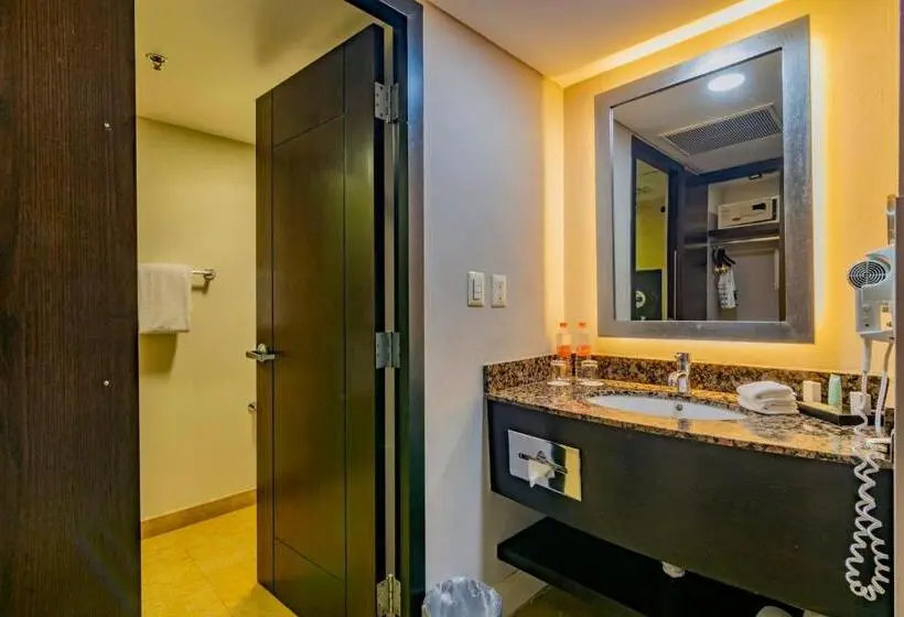 اتاق لوکس, Lucerna Hermosillo