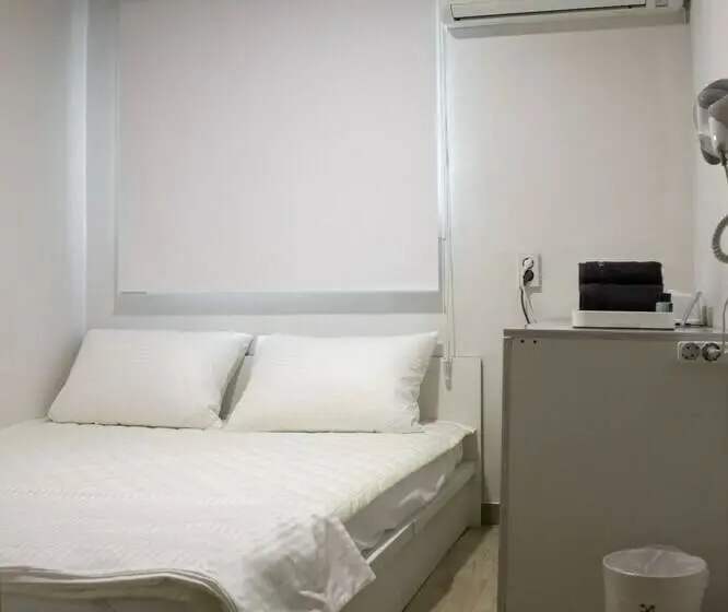 اتاق استاندارد, Mini Hotel Insa