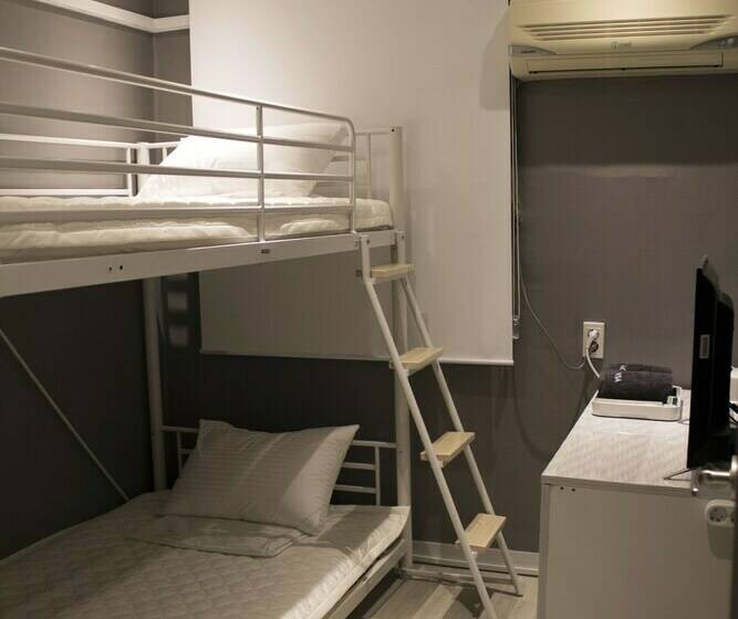 スタンダードルーム, Mini Hotel Insa