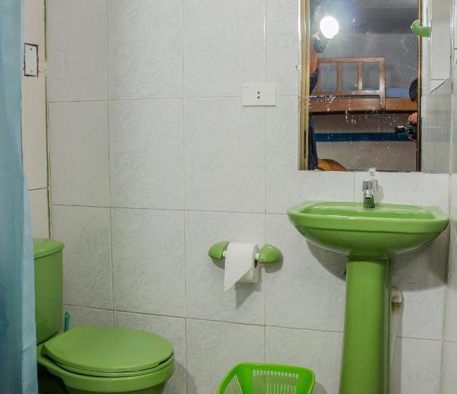 اتاق خانوادگی, Mi Angeline