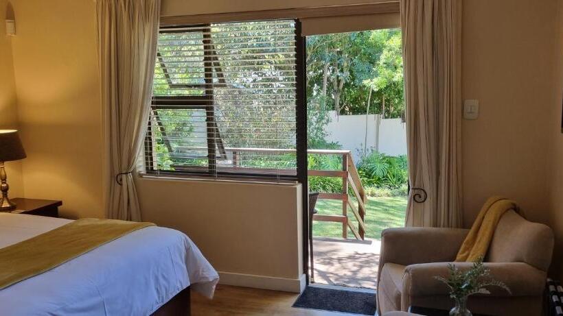 غرفة ديلوكس مطلّة علي الحديقة, Somerzicht Guest House