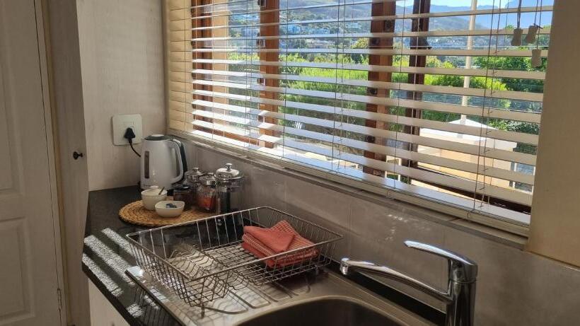 إستوديو قياسى ذو إطلالة, Somerzicht Guest House