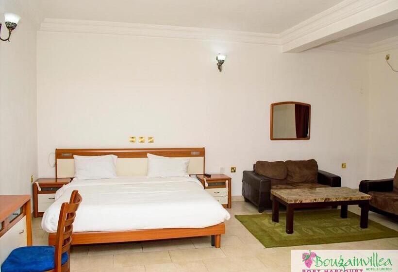 Deluxe Suite King Bed, Bougainvillea
