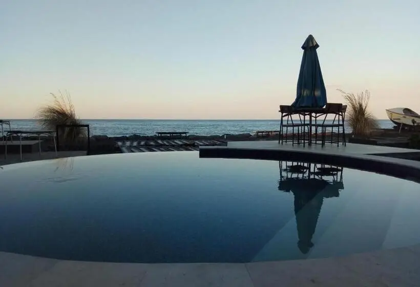 اتاق استاندارد, Bali Umah Tinjung