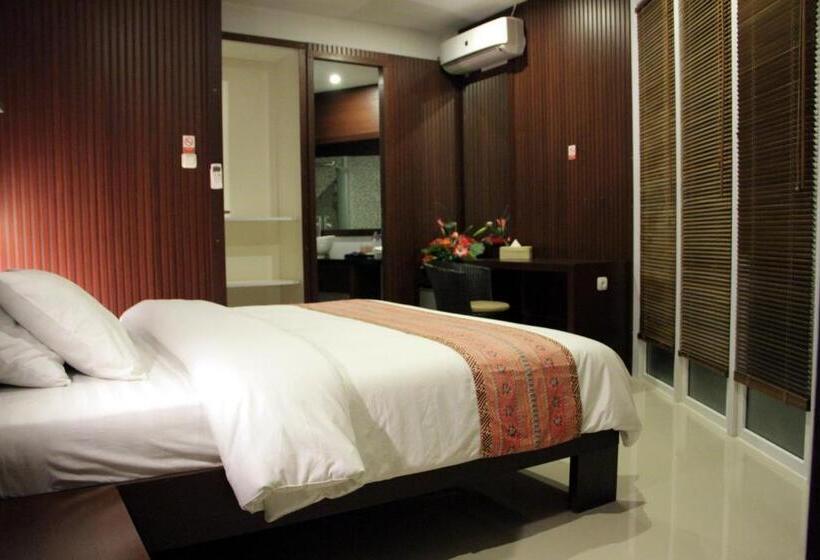 סוויטה עם בריכה, Bali Umah Tinjung