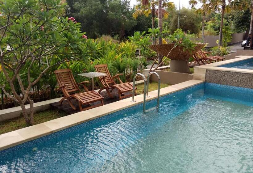 סוויטה עם בריכה, Bali Umah Tinjung