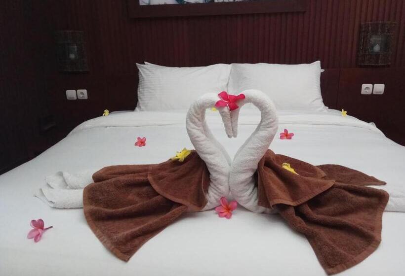 סוויטה עם בריכה, Bali Umah Tinjung