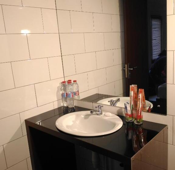 חדר סטנדרט לשלושה, Bali Umah Tinjung