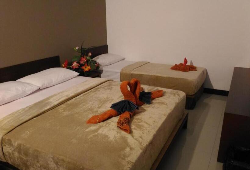 חדר סטנדרט לשלושה, Bali Umah Tinjung