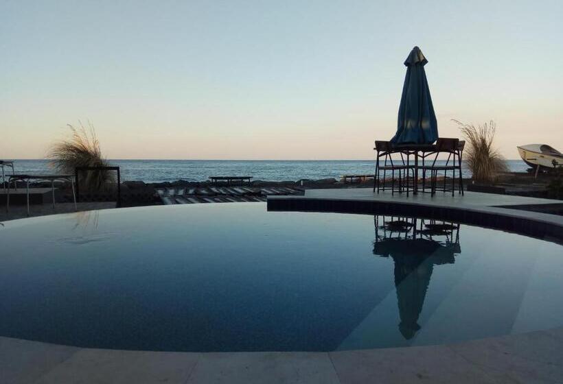 סוויטה עם בריכה, Bali Umah Tinjung